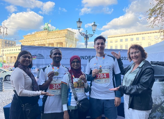 The Embassy represents the Maldives at the Berliner Bundestagslauf 2024